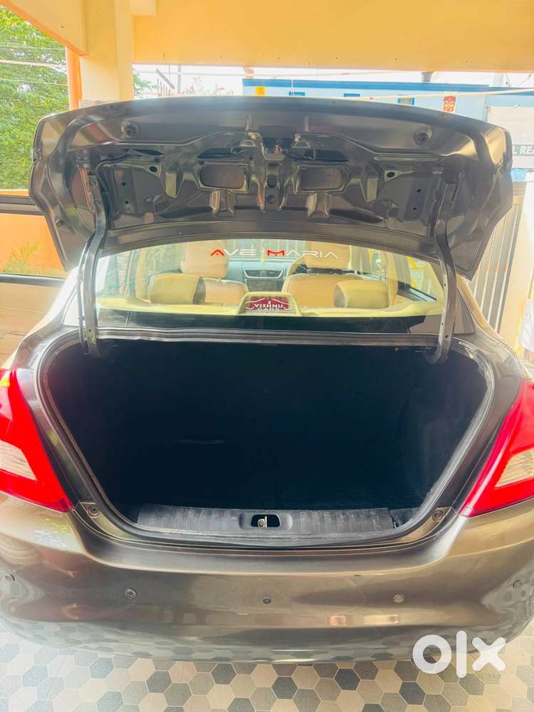 Maruti Suzuki Swift Dzire 2016 Petrol 72000 Km Driven