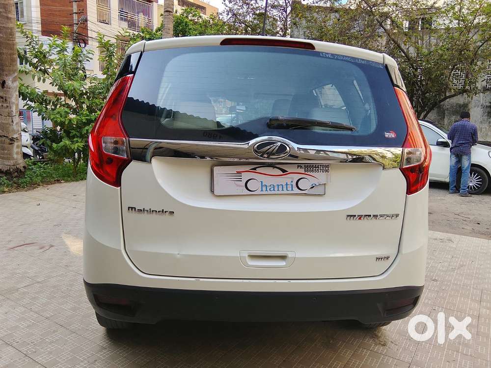 Mahindra Marazzo M8, 2019, Diesel