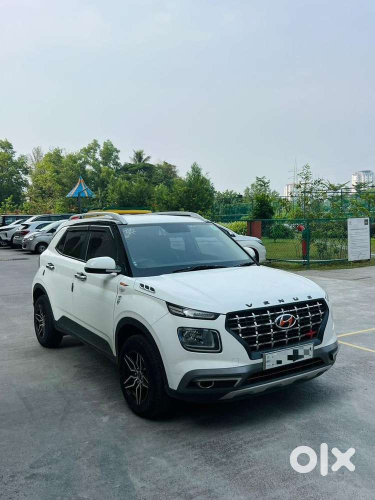 Hyundai Venue 2019 Diesel 48500 Km Driven
