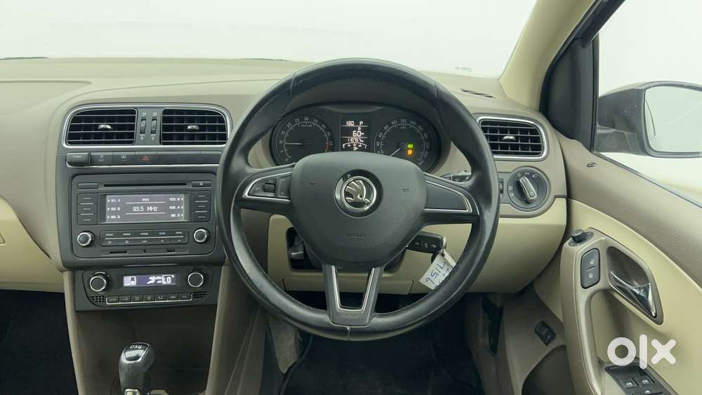 Skoda Rapid [2016-2020] 1.5 Style Plus Tdi At, 2016, Diesel