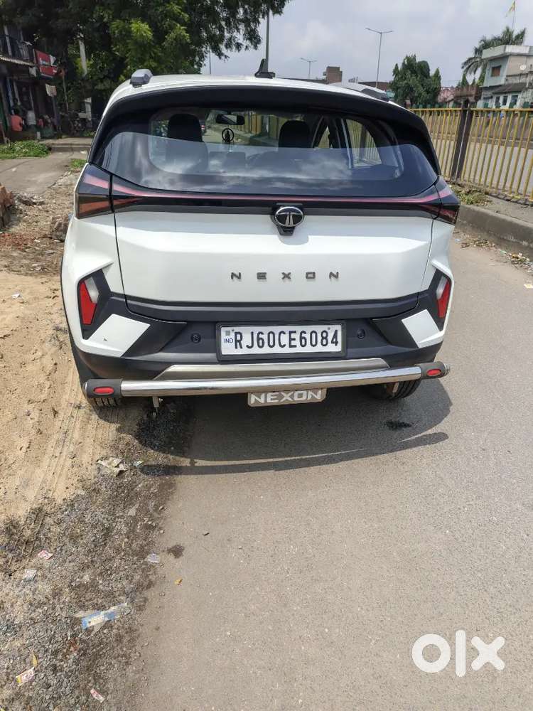 Tata Nexon Creative 2025 Petrol