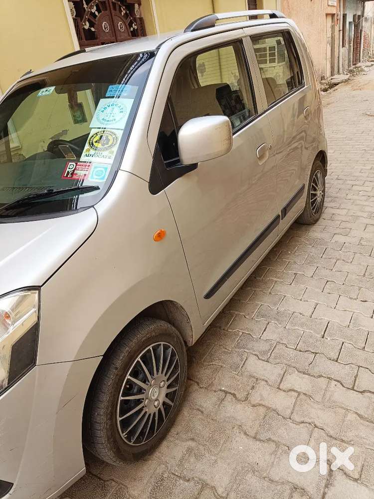 Maruti Suzuki Wagon R 1.0 2011 Petrol + Cng On Papaer Good Condition