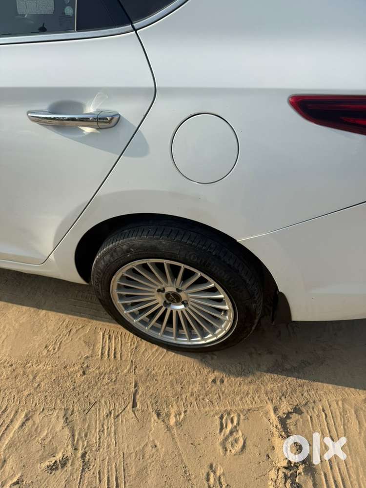 Hyundai Verna Diesel 2019