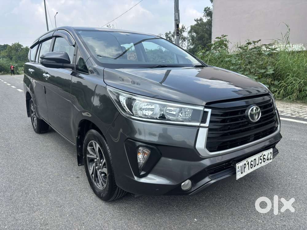 Toyota Innova Crysta 2.4 Gx Limited Edition At 7 Str, 2022, Diesel