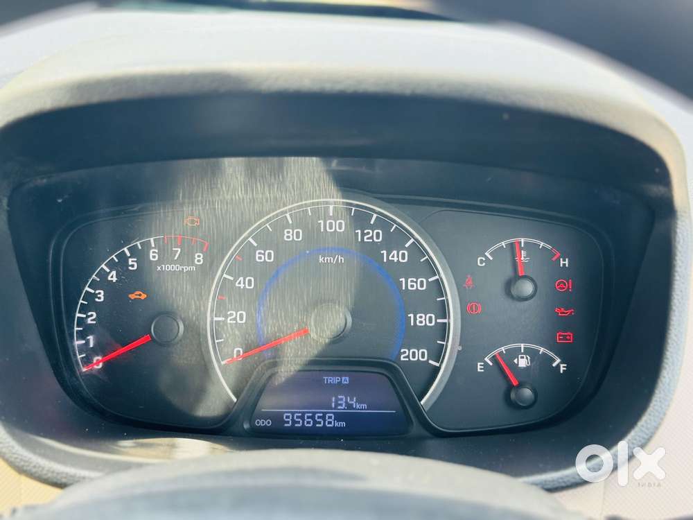 Hyundai Grand I10 2016-2017 Sportz, 2016, Petrol