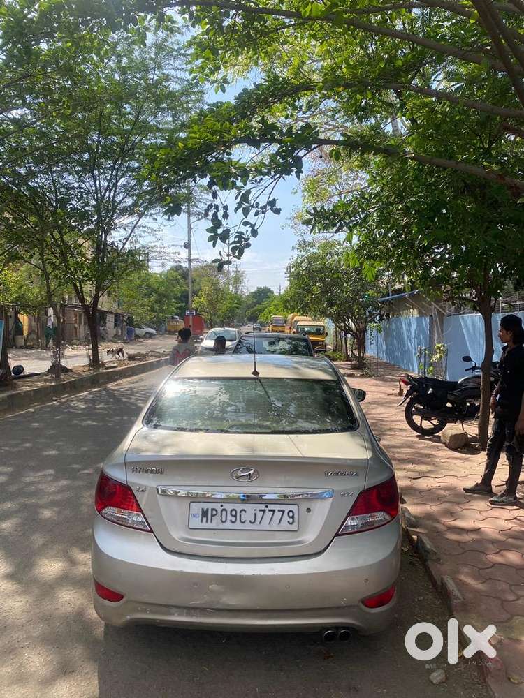 Hyundai Fluidic Verna 2011 Diesel Well Maintained