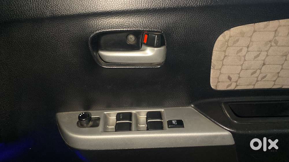 Maruti Suzuki Wagon R 1.0 Vxi, 2014, Petrol