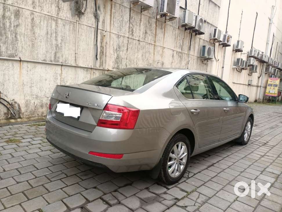 Skoda Octavia 1.8 Tsi Style Plus At, 2016, Petrol