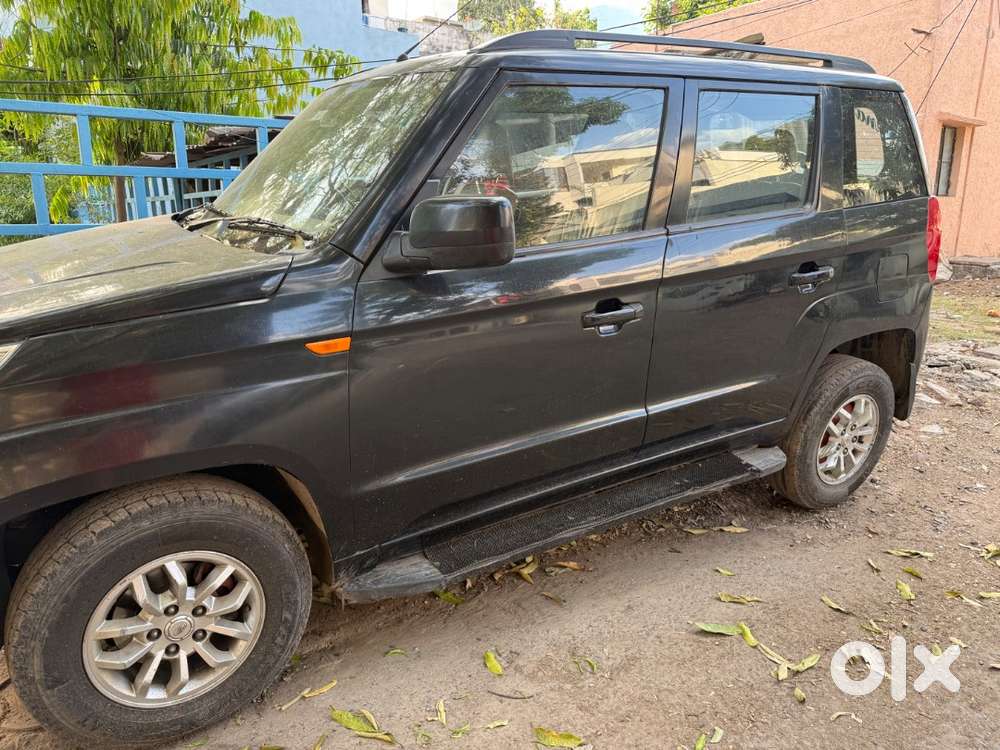 Mahindra Tuv