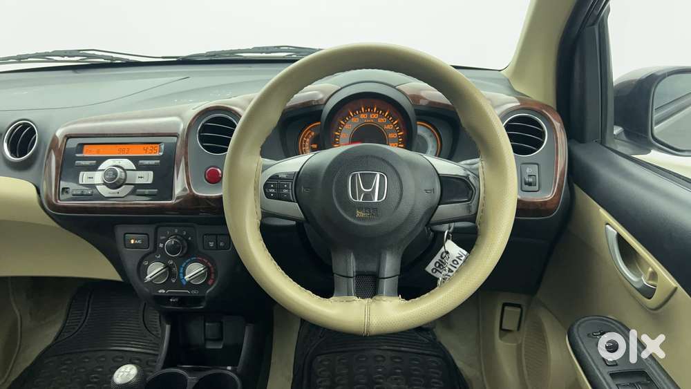 Honda Brio Vx Mt, 2014, Petrol