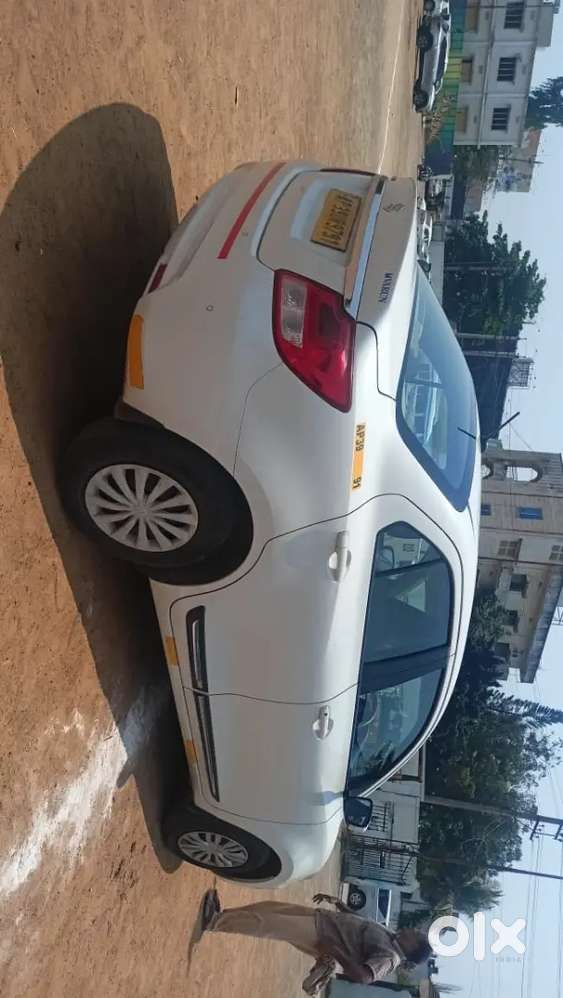 Marthi Swfit Dzire 2023 Petrol -taxi Board