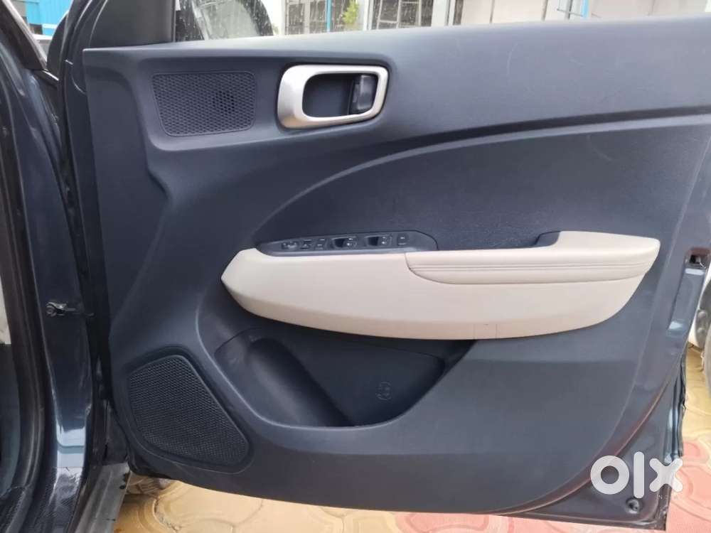 Hyundai Venue Sx (o) Mt 1.0 Turbo Dual Tone, 2020, Petrol