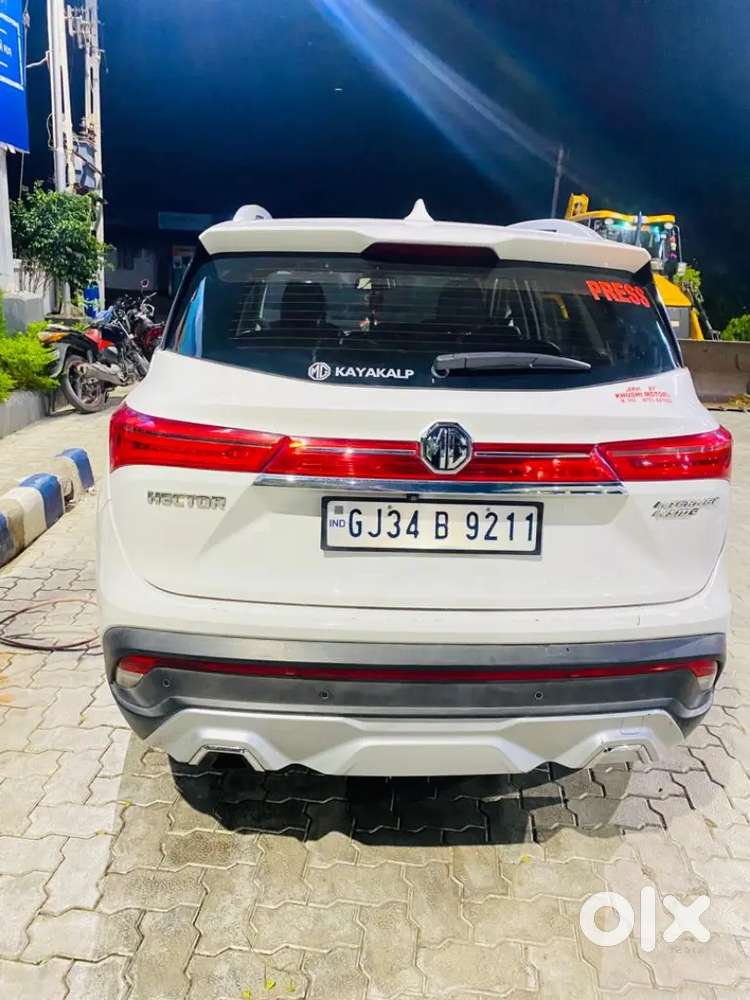 Mg Hector Top Model With Sunroof