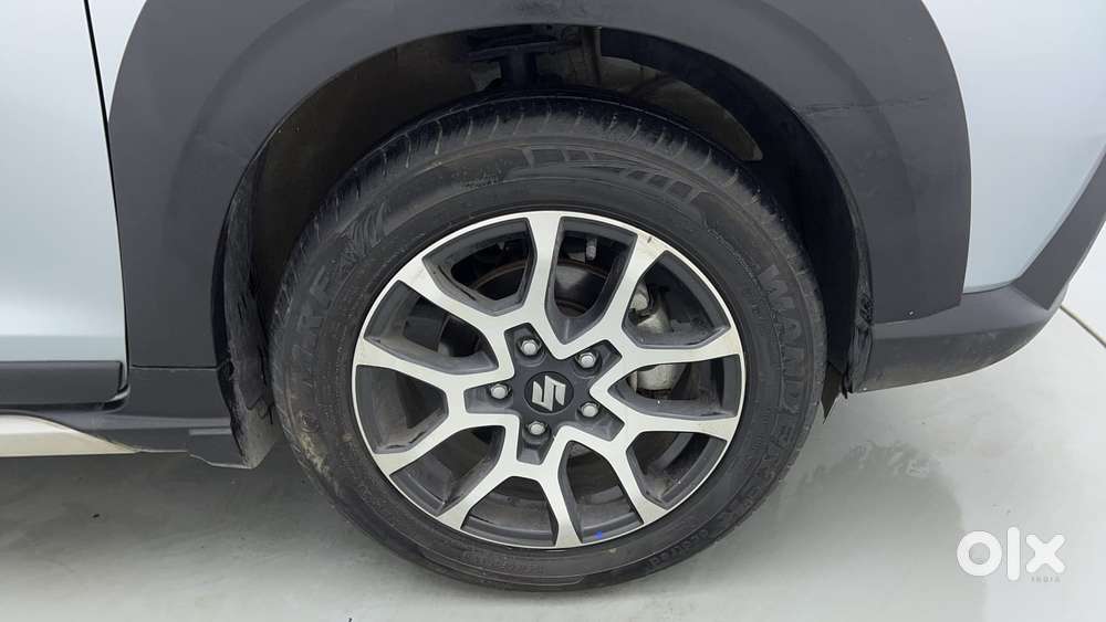 Maruti Suzuki Xl6 1.5 Zeta Mt, 2023, Petrol