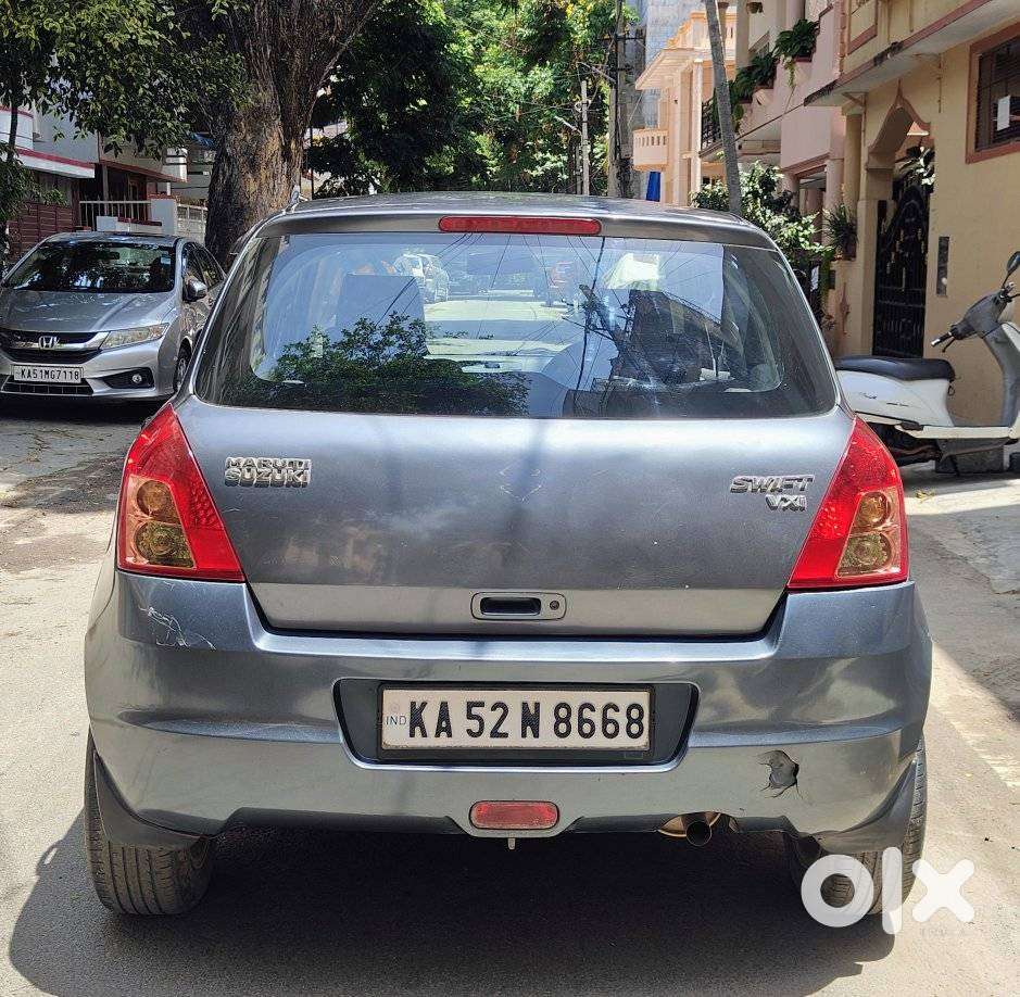 Maruti Suzuki Swift Vxi + Manual, 2010, Petrol