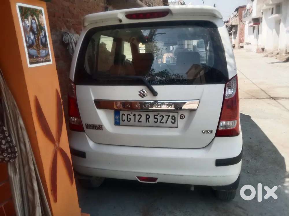 Maruti Suzuki Wagon R Vxi कार बिकाऊ है लेने के लिए हमसे संपर्क करें