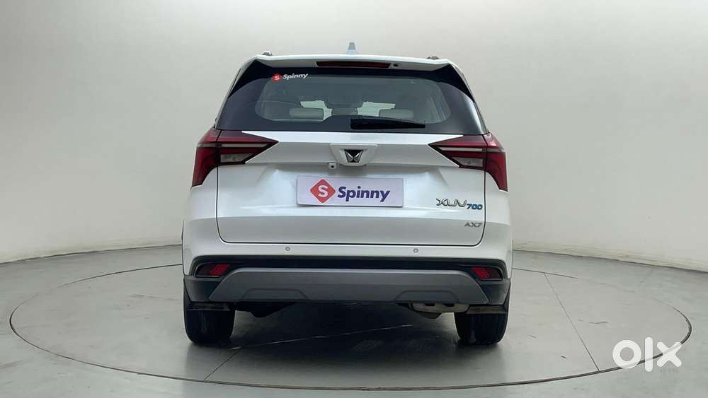 Mahindra XUV700 2.0 AX 7 Petrol MT Str, 2025, Petrol