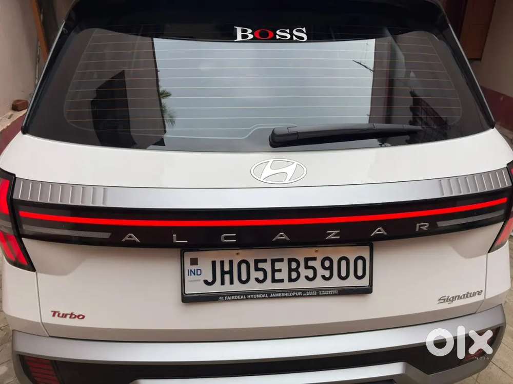 Hyundai Alcazar Platinum 2025