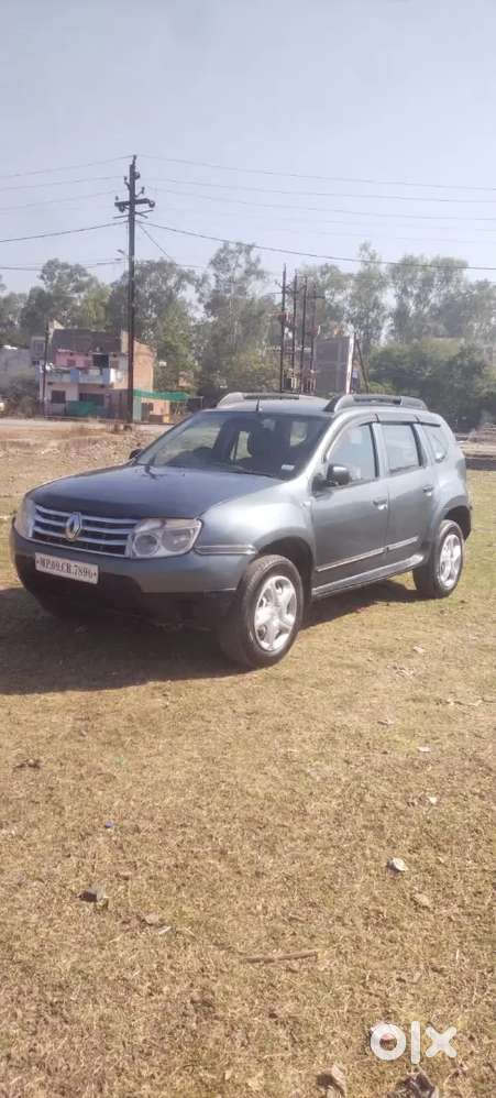 Renault Duster 2015 माडल, डीजल, सेकंड ऑनर,पावर विंडो,पावर स्टेरिंग,