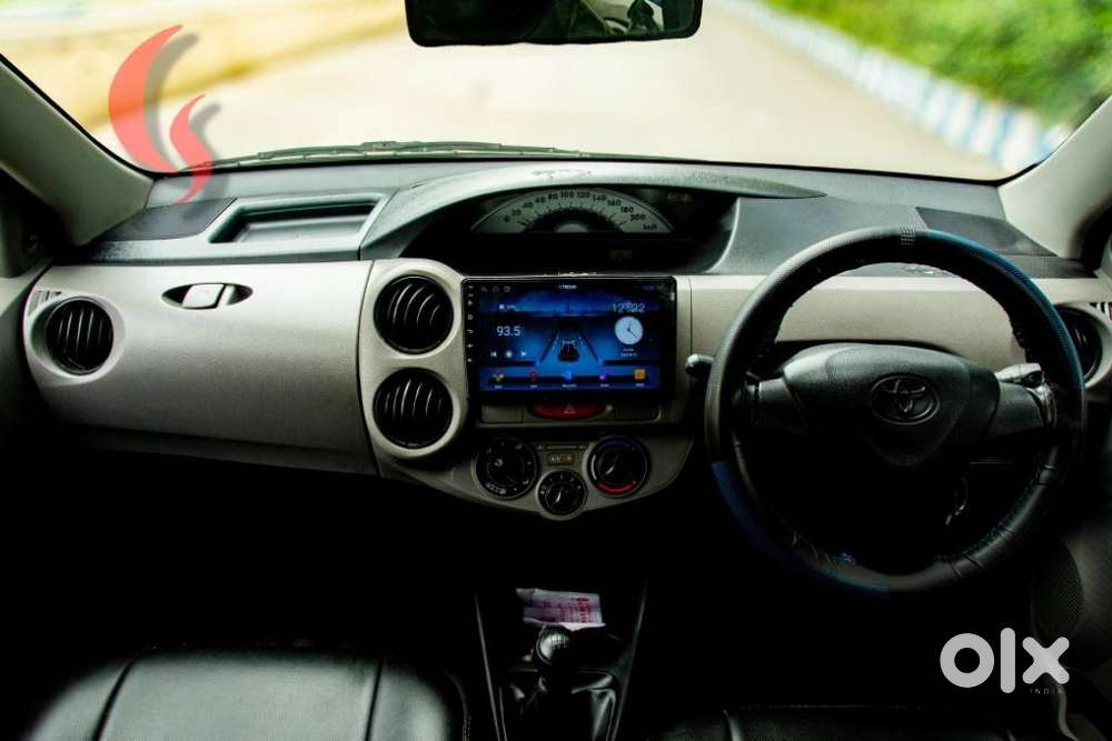 Toyota Etios Liva G, 2011, Petrol