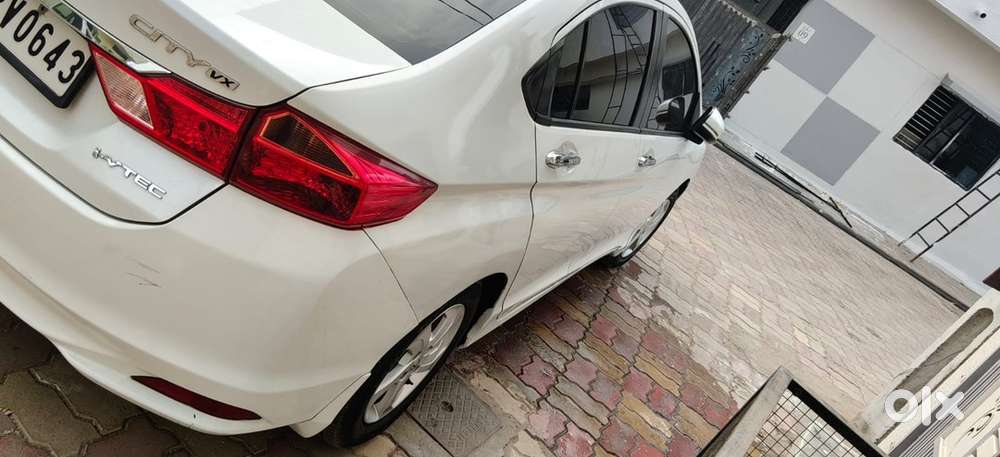 Honda City Hybrid Ehev 2015 Cng & Hybrids 85000 Km Driven