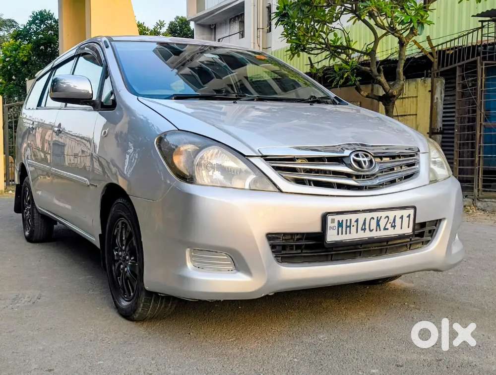 Innova V Top Model Diesel