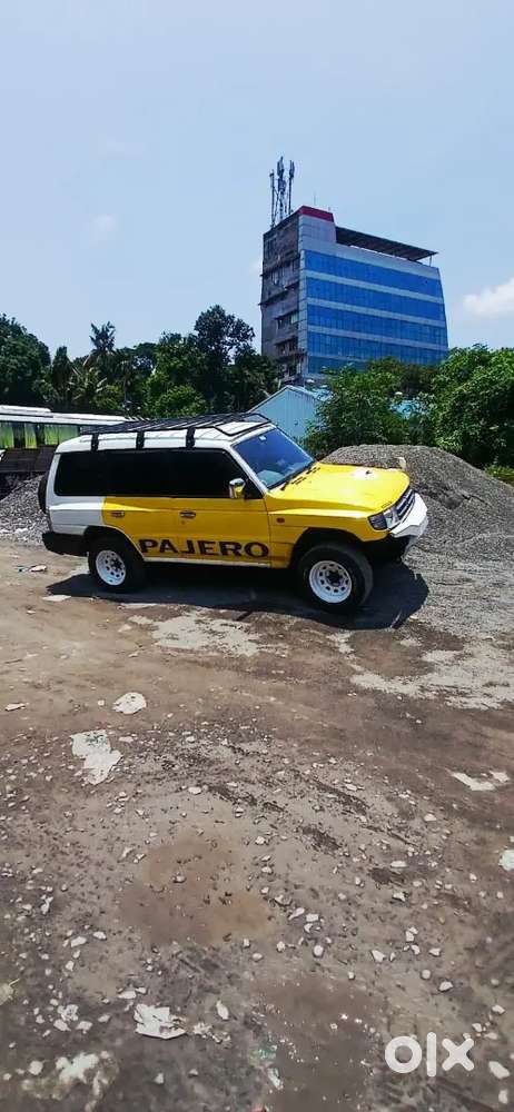 Mitsubishi Pajero 2009 Diesel 160000 Km Driven