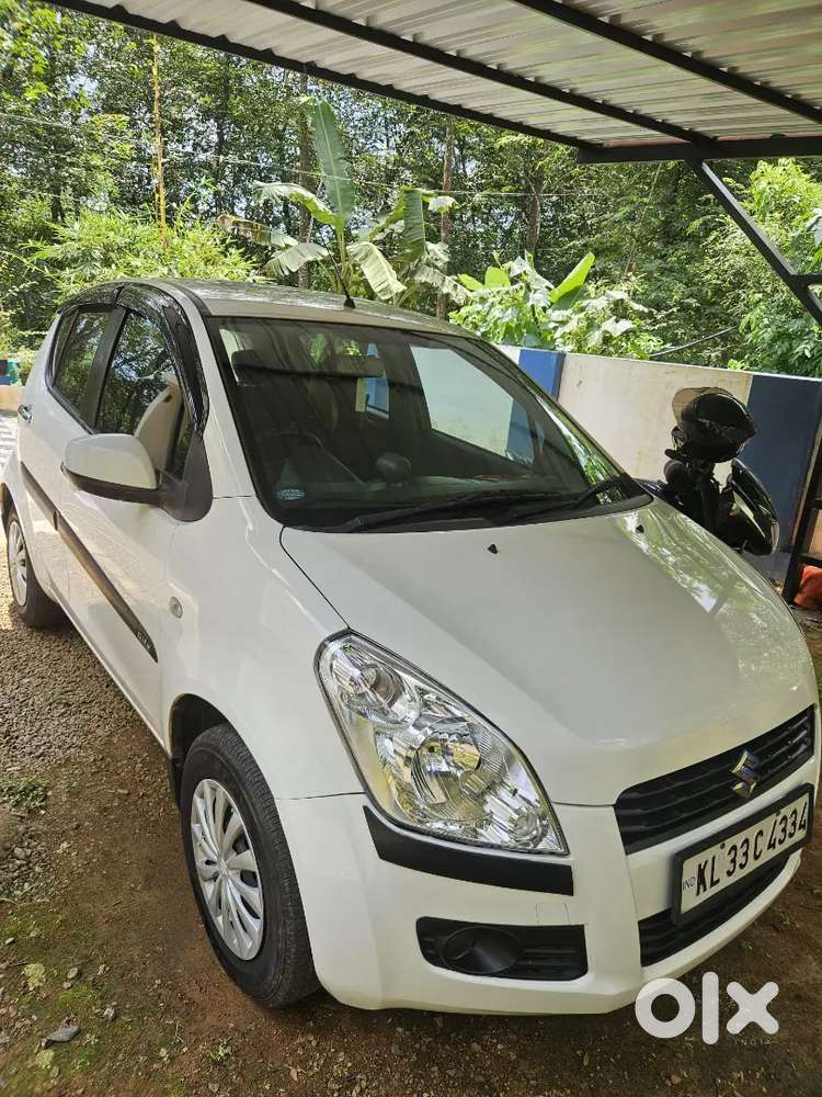 Maruti Suzuki Ritz 2011 Petrol 82000 Km -300000
