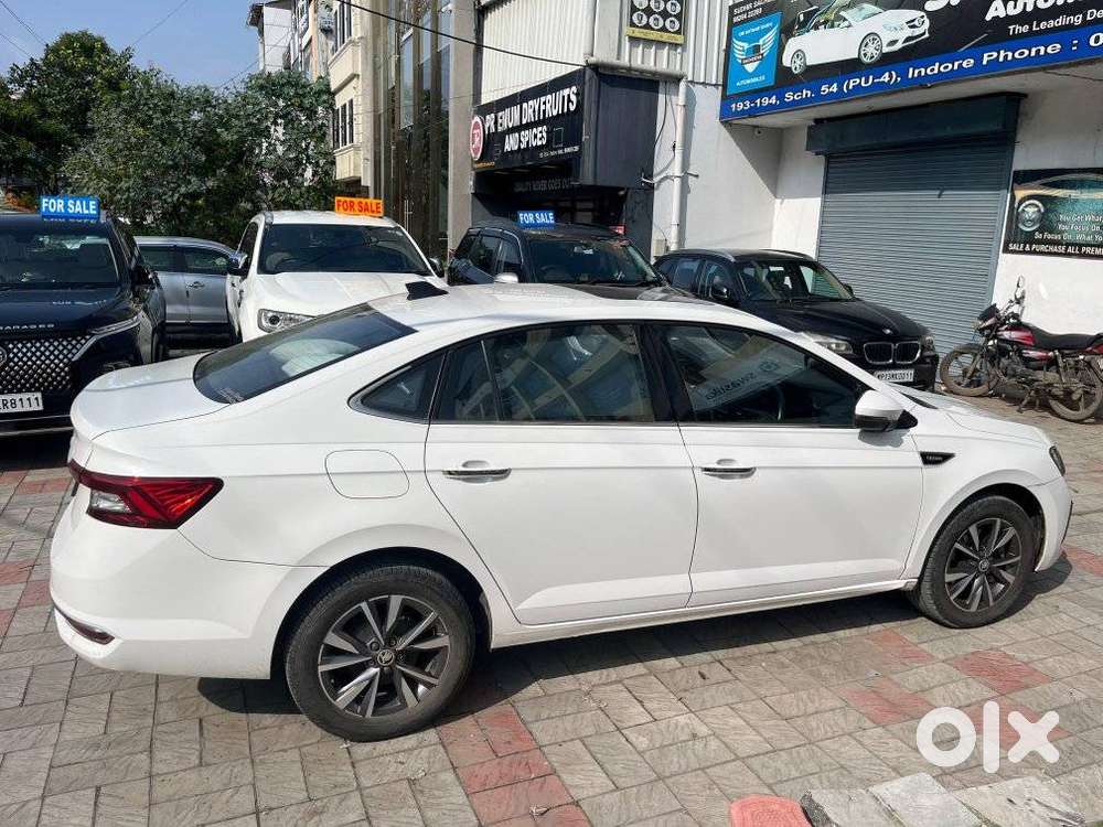 Skoda Slavia 1.5 Tsi Style, 2022, Petrol