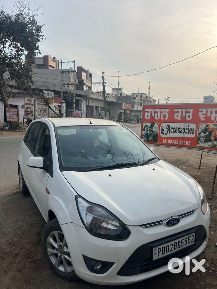 Good Condition  Ford Figo Top Model (passing Out)