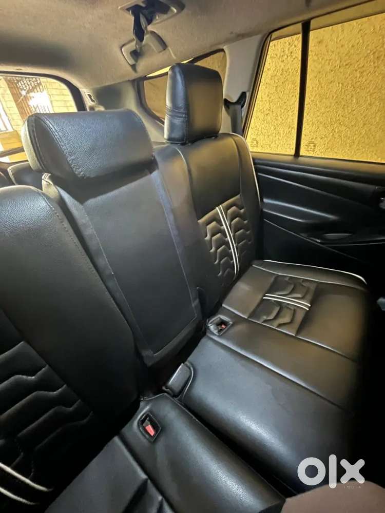 Toyota Innova Crysta 2017 Diesel Well Maintained