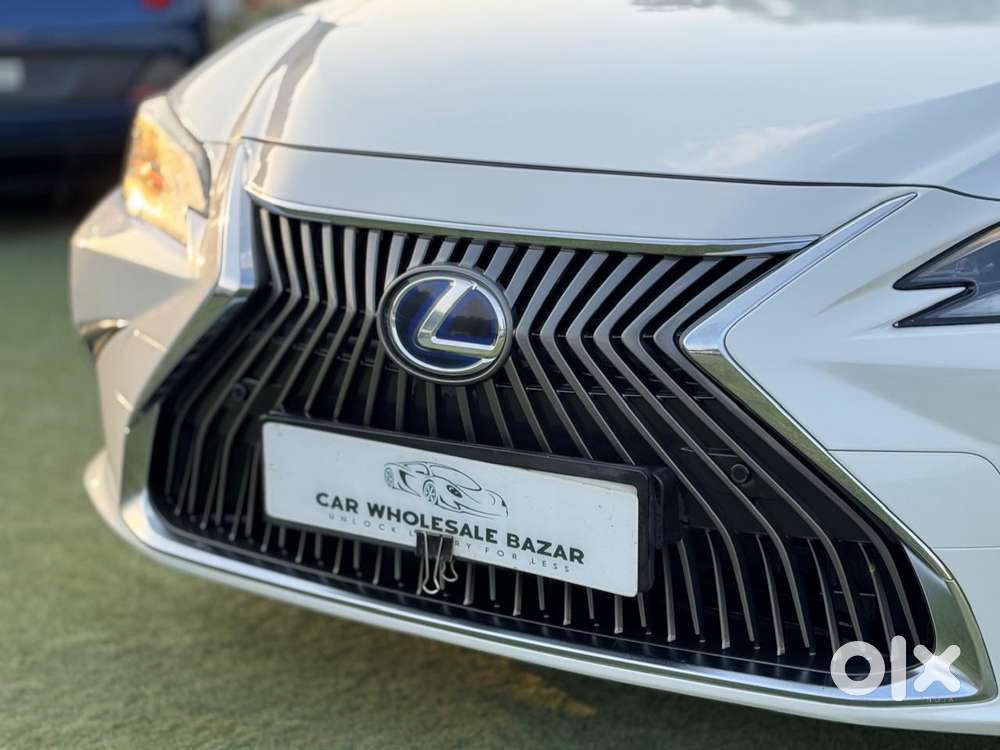 Lexus Es 300h Luxury, 2019, Petrol