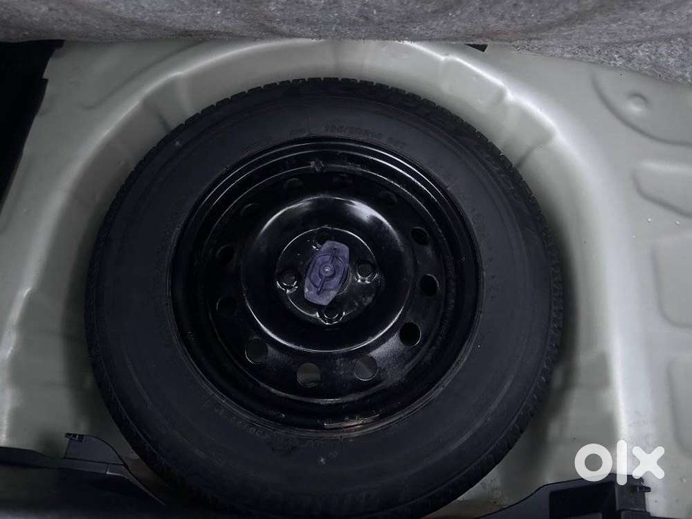 Maruti Suzuki Swift Vxi + Manual, 2018, Petrol