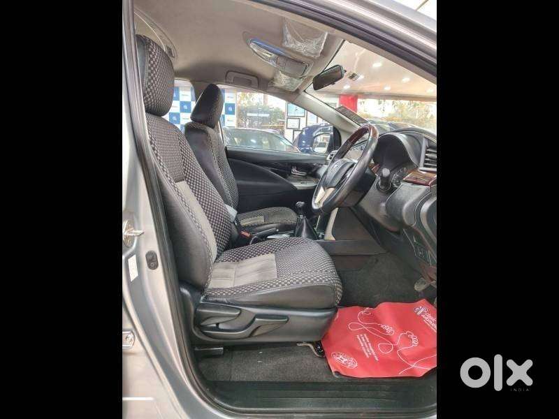 Toyota Innova Crysta 2.4 V, 2017, Diesel