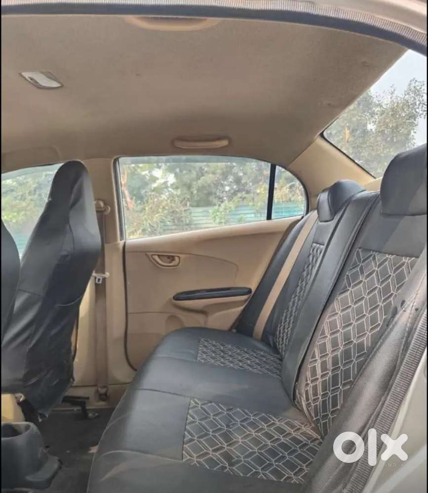 Honda Amaze 2015 Petrol Well Maintained