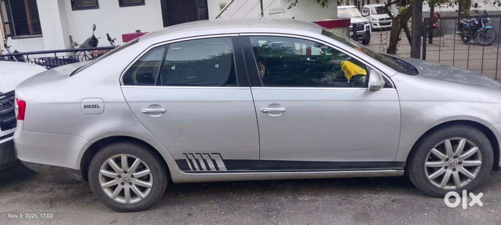 Volkswagen Jetta 2010 Diesel 78000 Km Driven