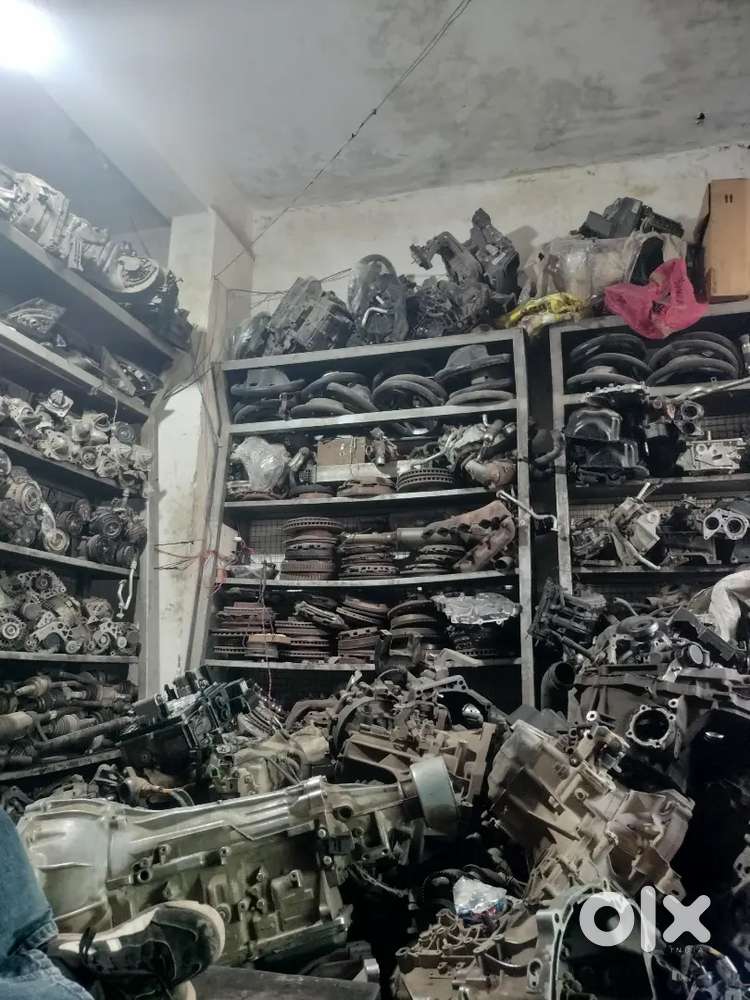 Ku kuchh bhi parts chiya car ke apne paas sab hai