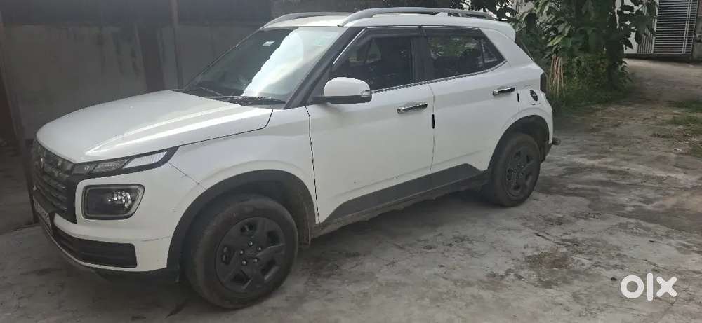 Hyundai Venue Sx Opt 2025 Manual Petrol