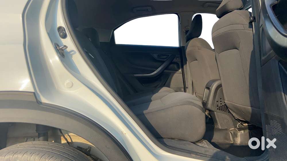 Tata Nexon Smart Plus S 1.2 Revotron Petrol 5 Mt, 2024, Petrol