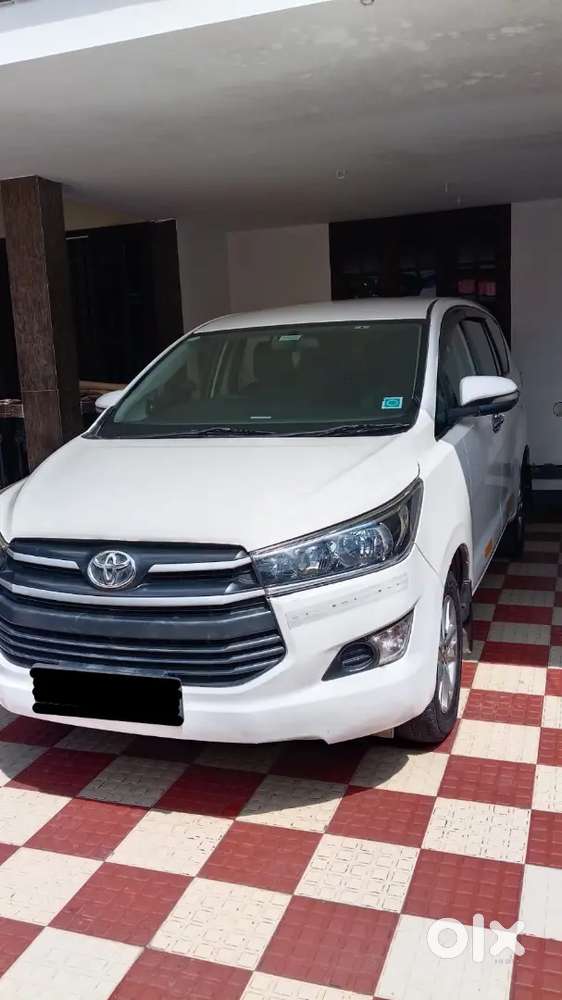 Toyota Innova Crysta 2017