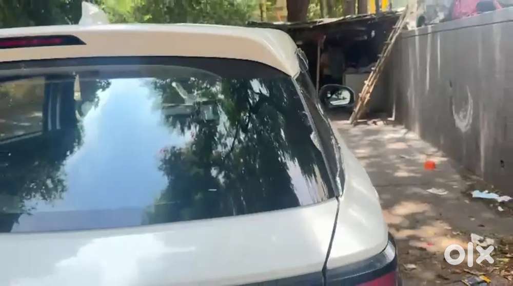 Maruti Suzuki Brezza Lxi &ndash; Single Owner | Excellent Condition | Owner