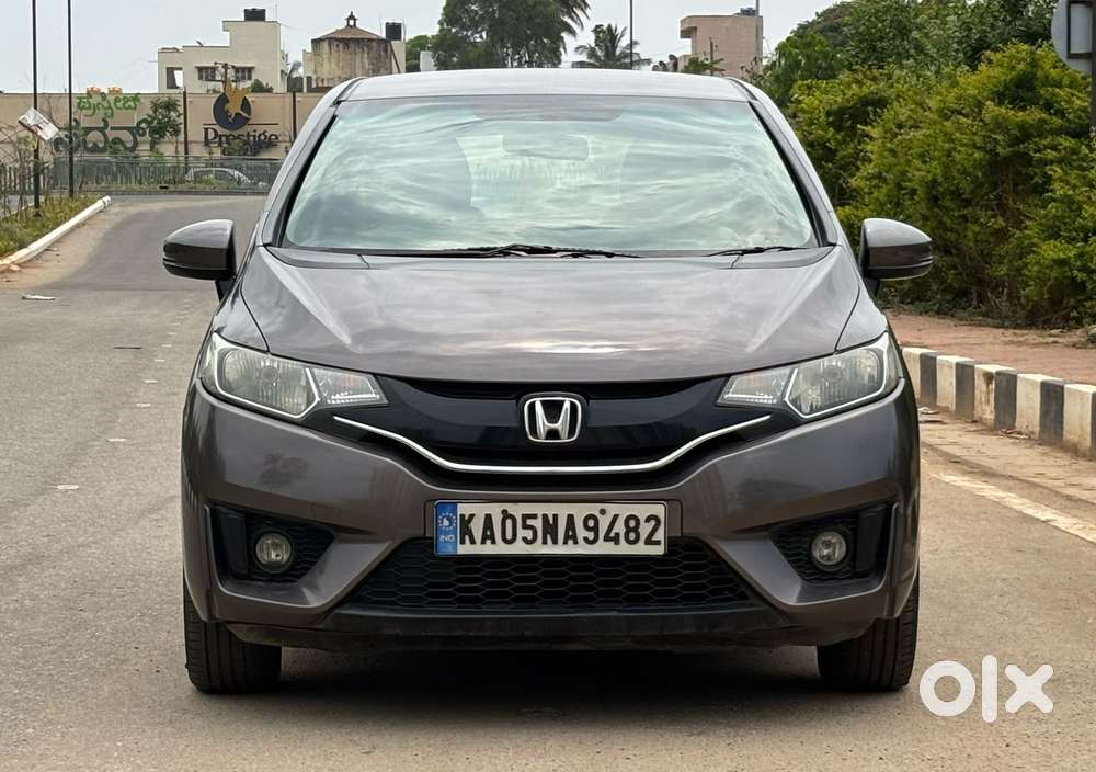Honda Jazz V Mt Privilege, 2015, Petrol