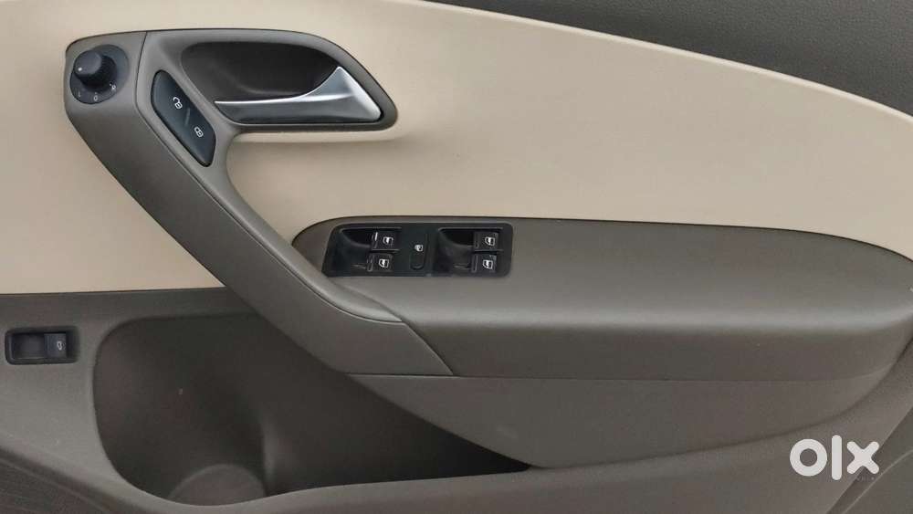 Volkswagen Vento 2010-2013 Petrol Highline, 2013, Petrol