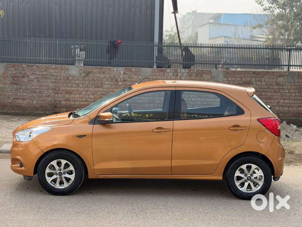 Ford Figo 1.2p Titanium Mt, 2015, Petrol