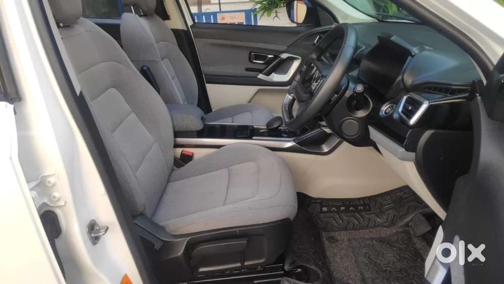 Tata Safari Pure Plus S, 2025, Diesel