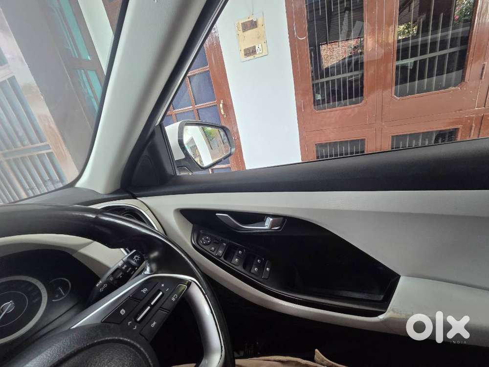 Excellent Condition , Non Accident , 18 Inch Vossen Allows