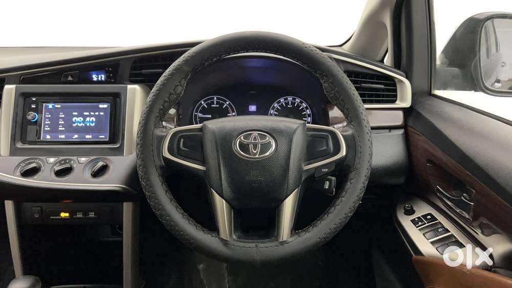 Toyota Innova Crysta 2.8 Gx At 8s, 2018, Diesel