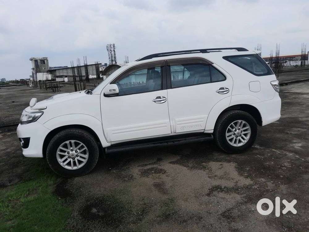 Toyota Fortuner 3.0 4x2 Automatic, 2012, Diesel