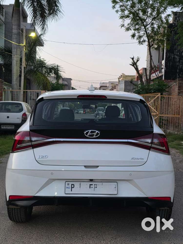 Hyundai I20 Sportz 1.2 Bs-iv, 2021, Petrol