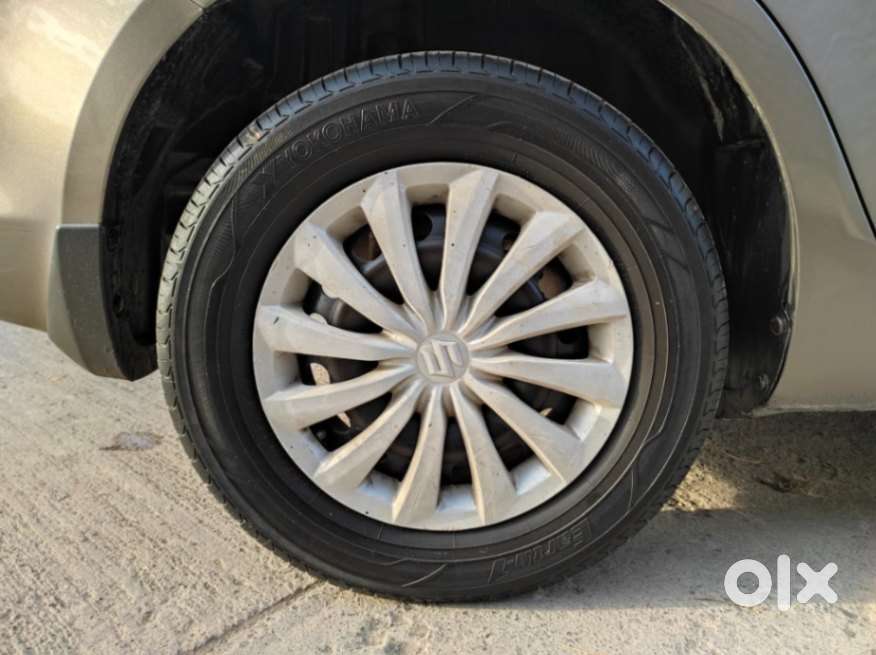 Maruti Suzuki Swift Dzire 1.2 Vxi, 2017, Cng & Hybrids